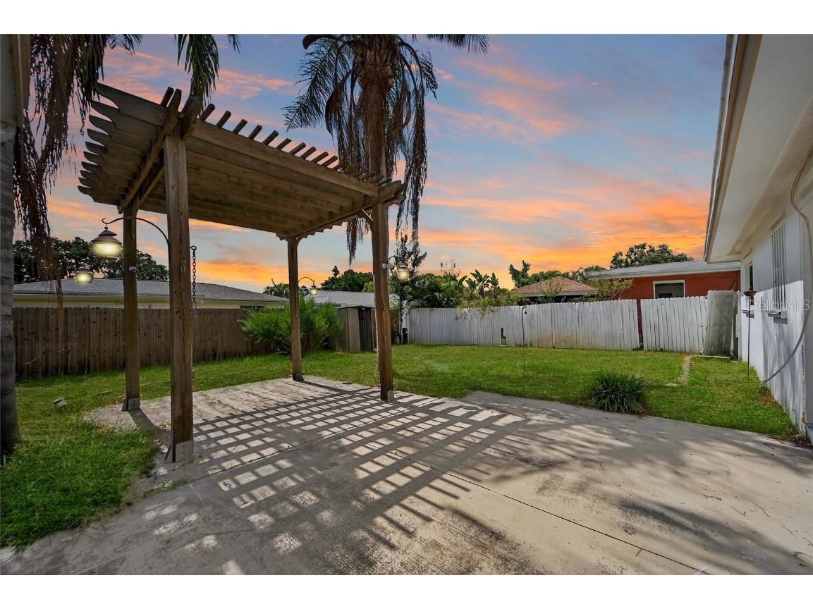 2127 Scotland Drive Clearwater FL 33763 TB8436165 image29