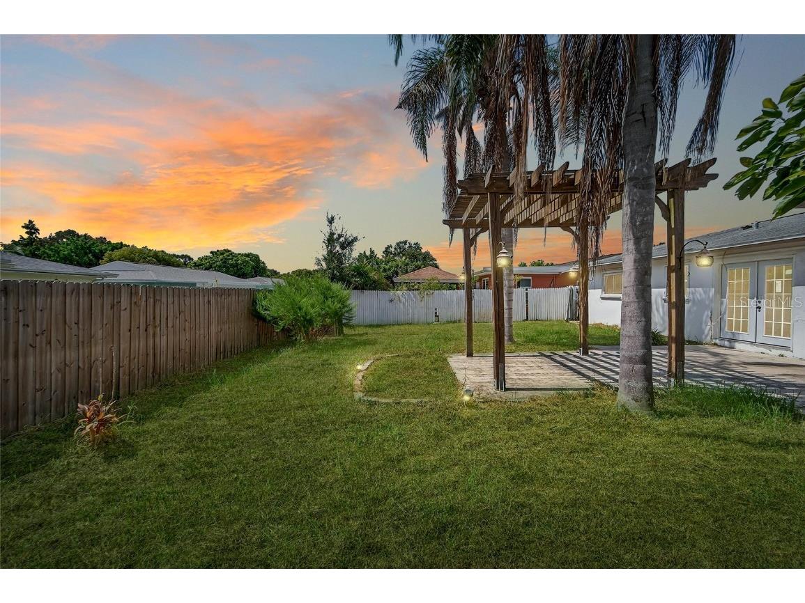 2127 Scotland Drive Clearwater FL 33763 TB8436165 image31