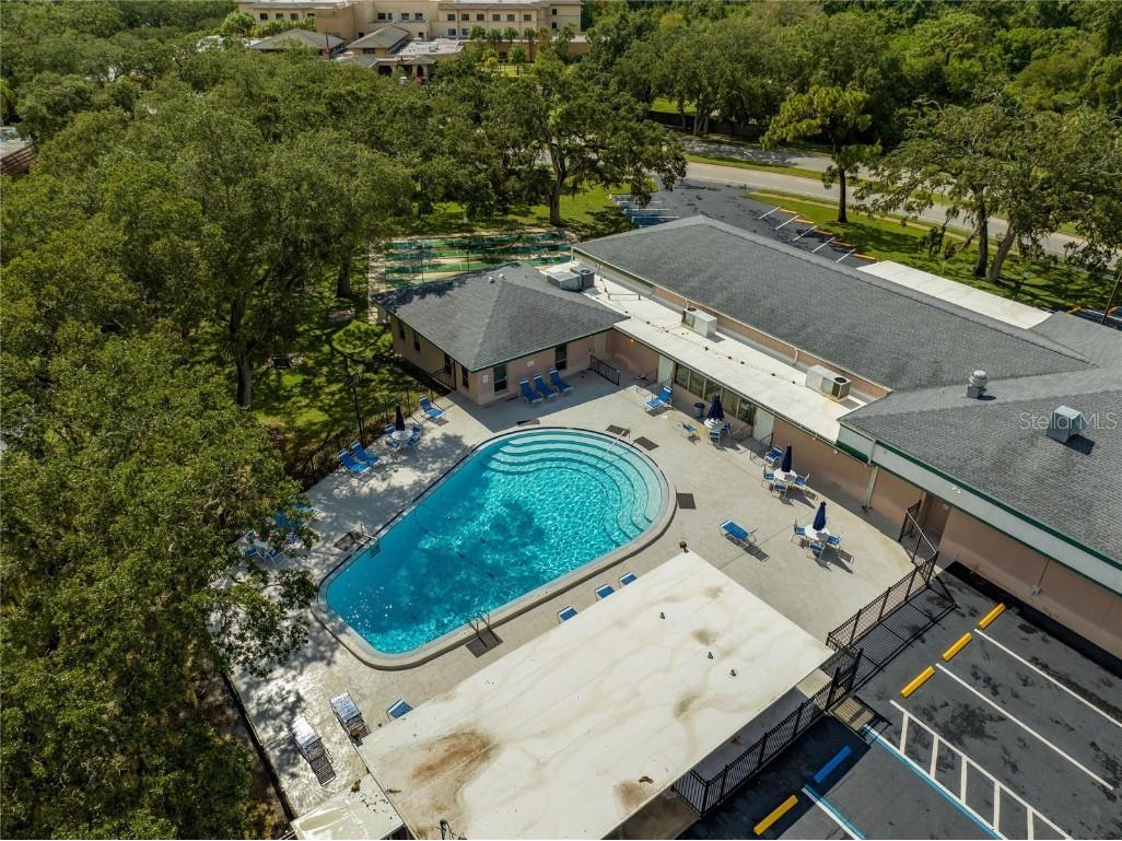 2127 Scotland Drive Clearwater FL 33763 TB8436165 image41