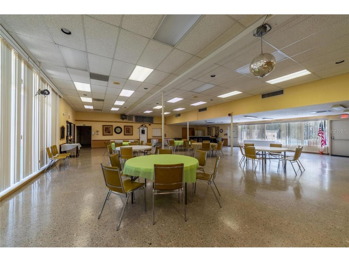 2127 Scotland Drive Clearwater FL 33763 TB8436165 image44