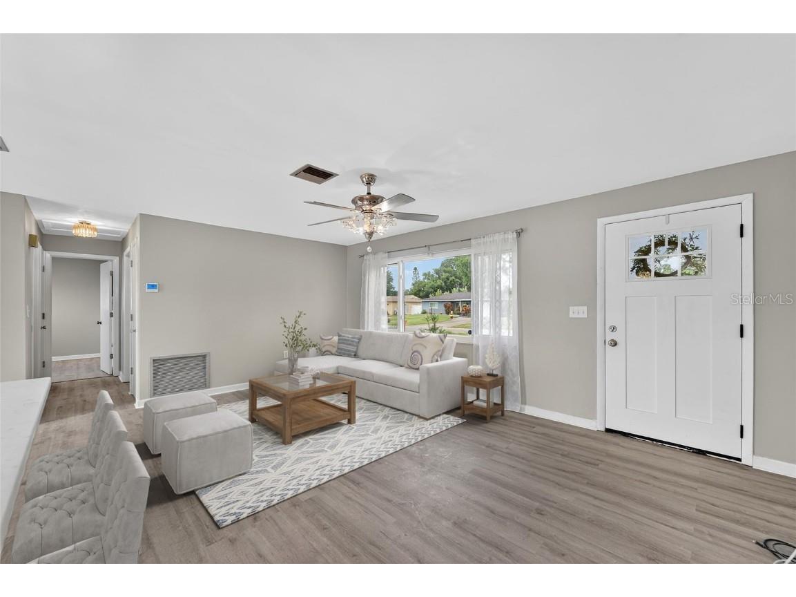 2127 Scotland Drive Clearwater FL 33763 TB8436165 image5