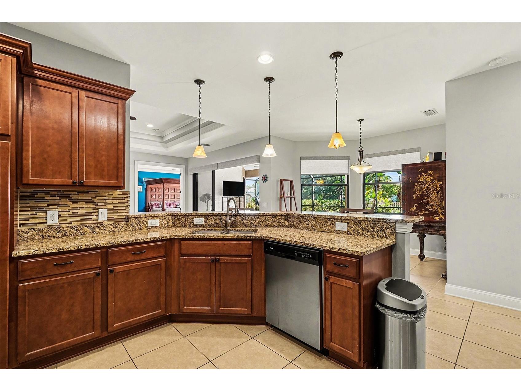 2127 SE 17th Place Cape Coral FL 33990 A4676648 image10