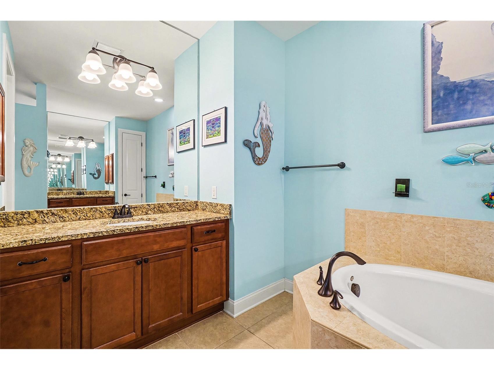 2127 SE 17th Place Cape Coral FL 33990 A4676648 image16