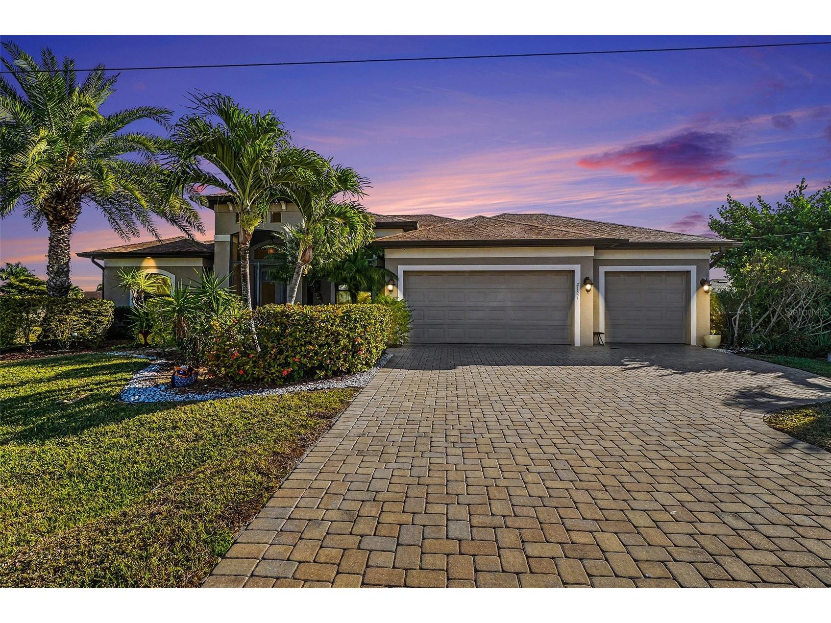 2127 SE 17th Place Cape Coral FL 33990 A4676648 image3
