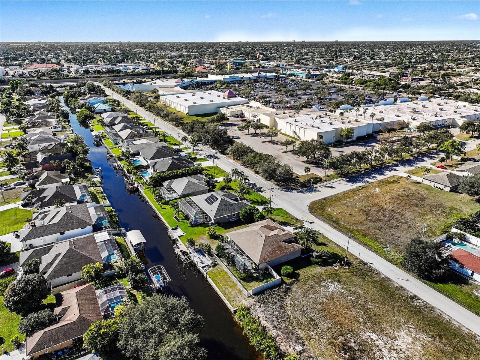 2127 SE 17th Place Cape Coral FL 33990 A4676648 image31