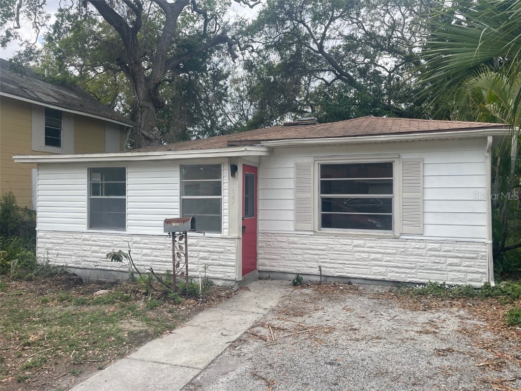2127 Union Street S Saint Petersburg FL 33712 U8234232 image1
