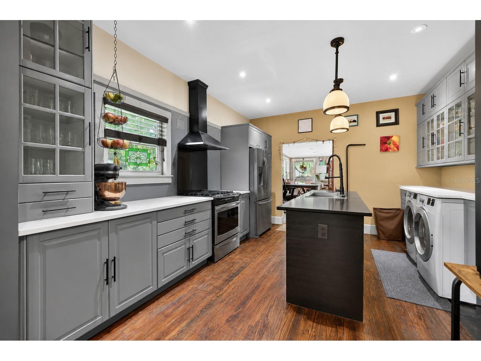 2128 5th Avenue N Saint Petersburg FL 33713 TB8517632 image7