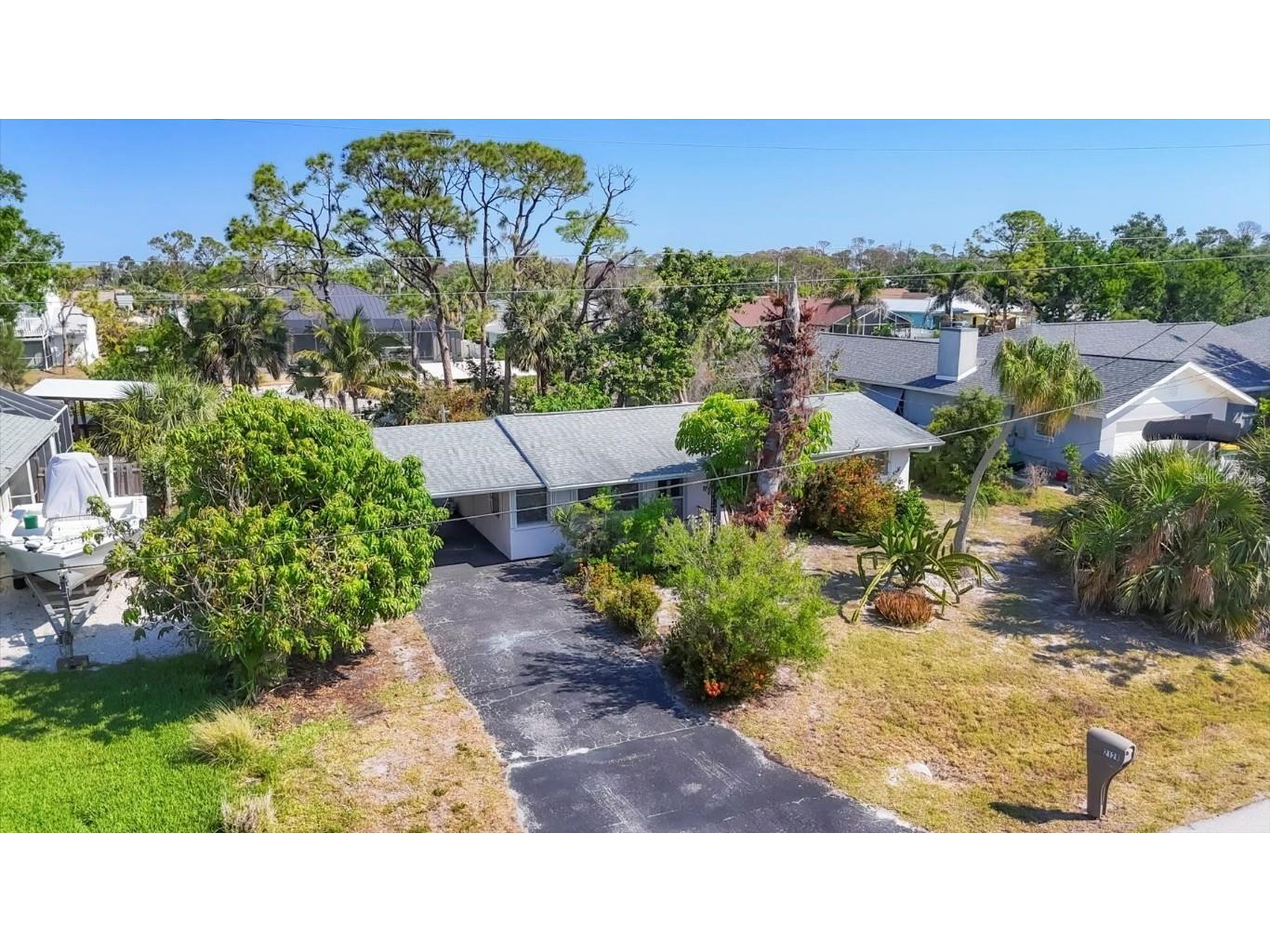 2128 Pennsylvania Avenue Englewood FL 34224 D6141928 image1