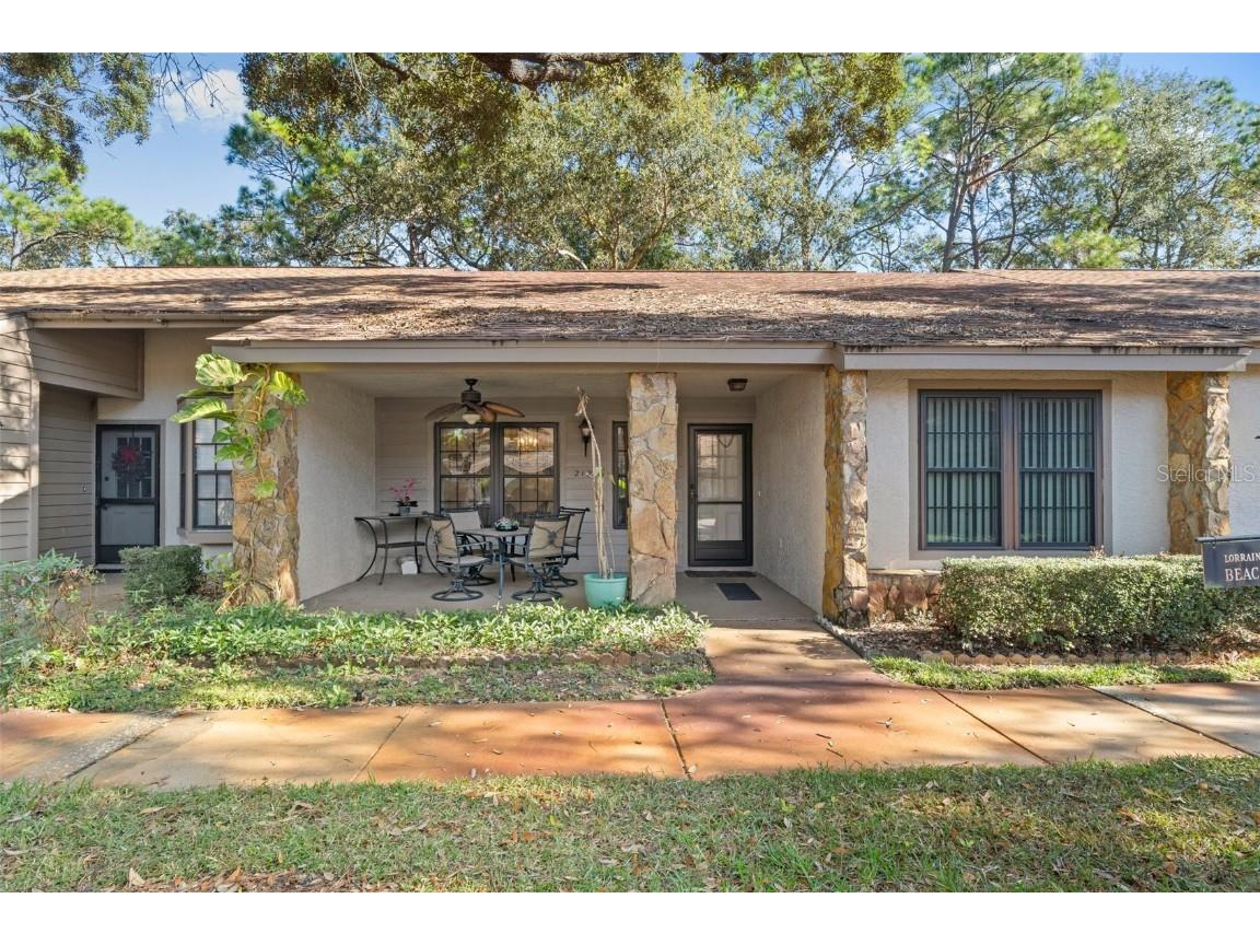 2128 Sea Pines Court Spring Hill FL 34606 W7850997 image1