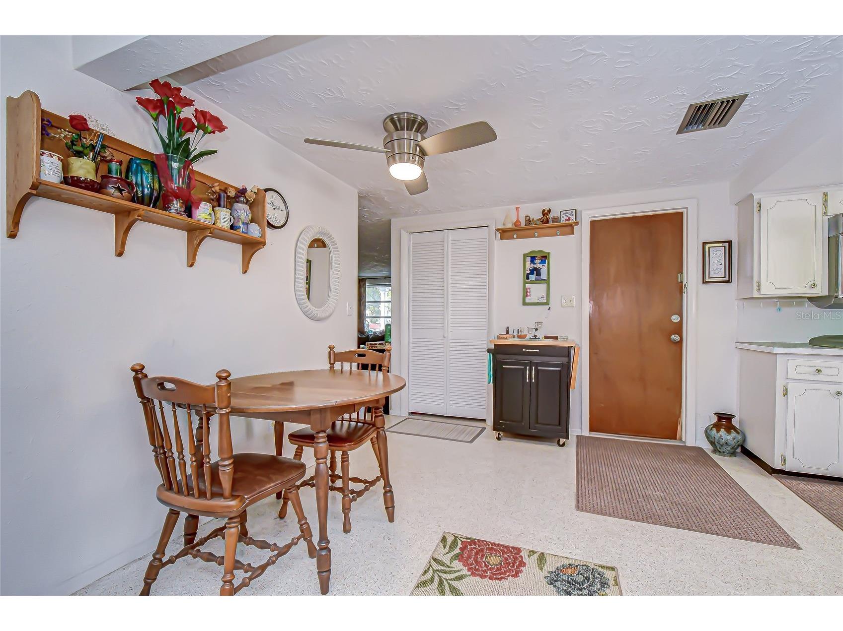 2128 Shannon Drive Holiday FL 34690 TB8463832 image10