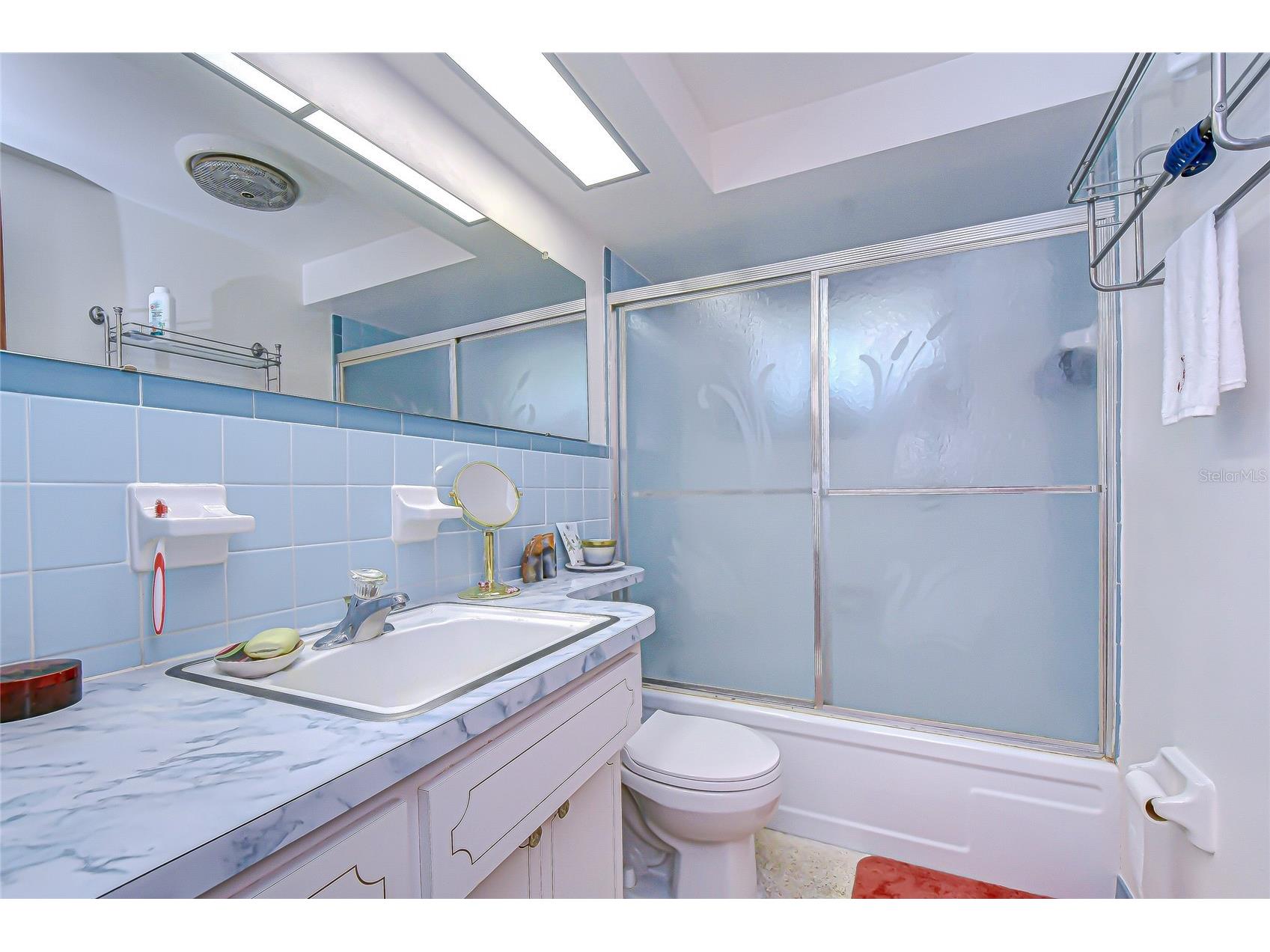 2128 Shannon Drive Holiday FL 34690 TB8463832 image16
