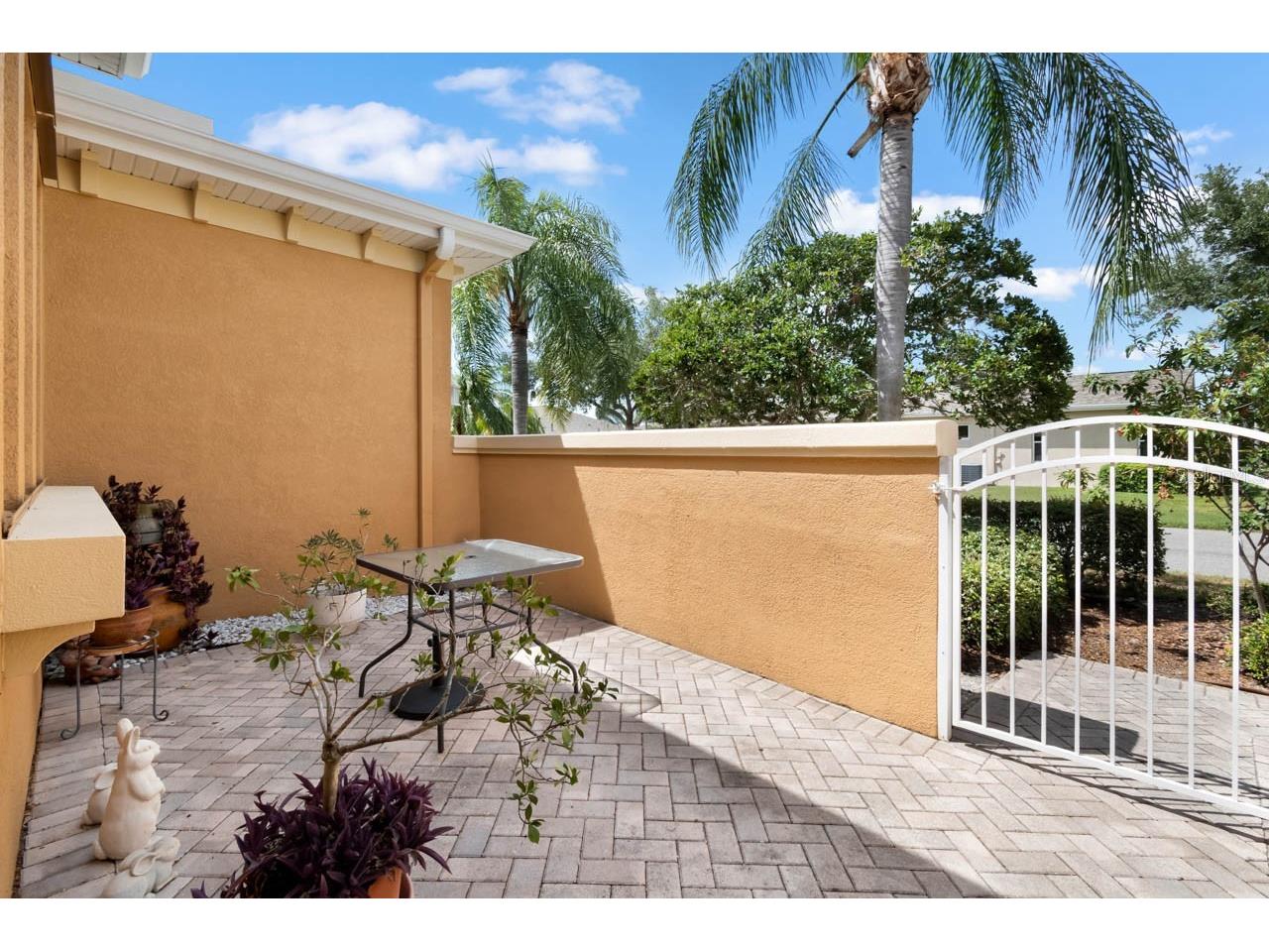 2128 Sifield Greens Way #13 Sun City Center FL 33573 TB8519699 image4