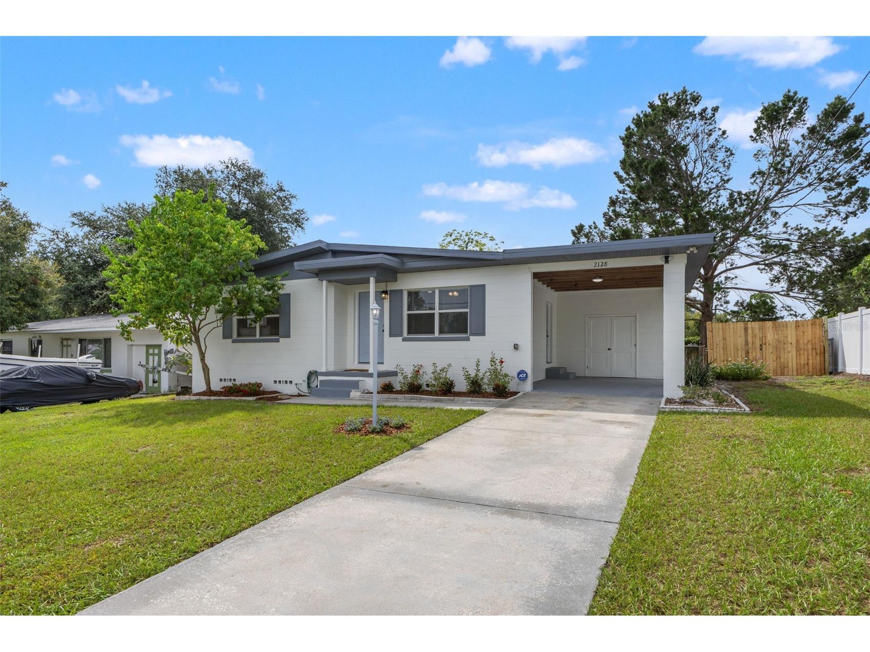 2128 W Elm Street Tampa FL 33604 TB8428936 image1