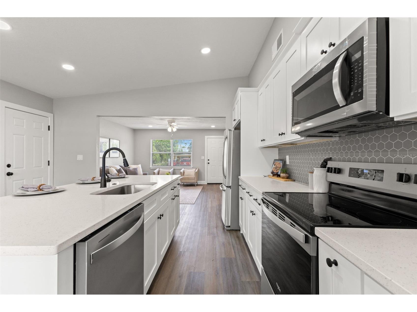 2128 W Elm Street Tampa FL 33604 TB8428936 image11