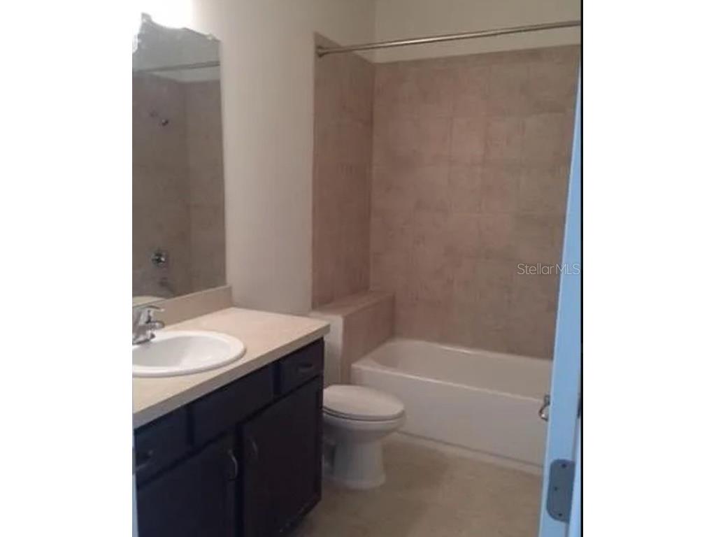 2128 W Walnut Street Tampa FL 33607 TB8384393 image17