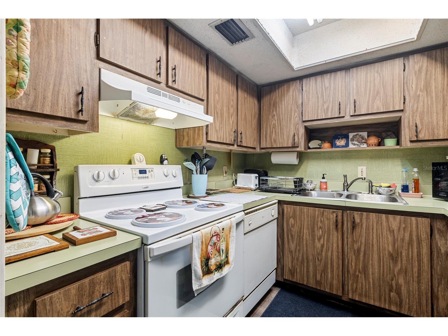 21280 Brinson Ave #220 Port Charlotte FL 33952 C7526325 image9