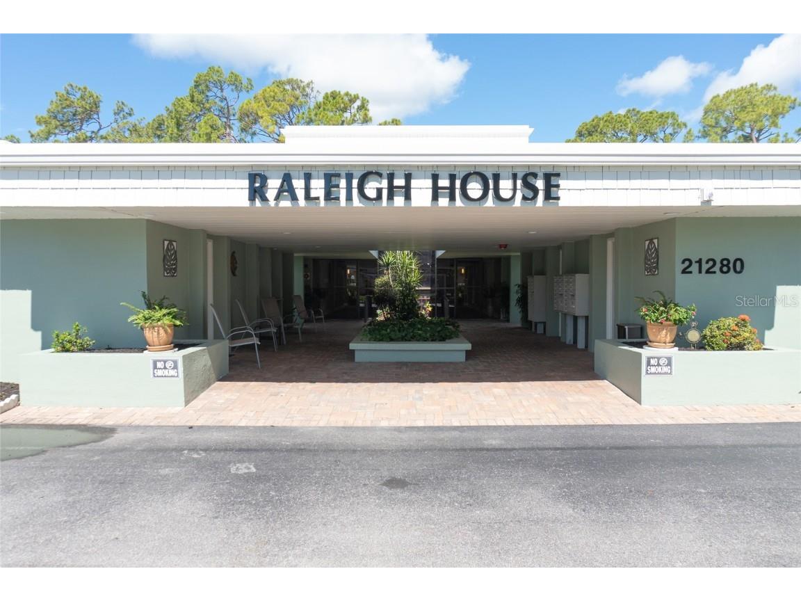 21280 Brinson Avenue #105 Port Charlotte FL 33952 C7494807 image1