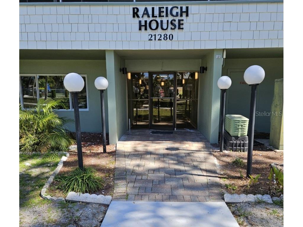 21280 Brinson Avenue #205 Port Charlotte FL 33952 C7489027 image34