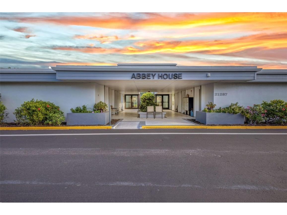 21287 Gertrude Avenue #211 Port Charlotte FL 33952 C7514196 image1