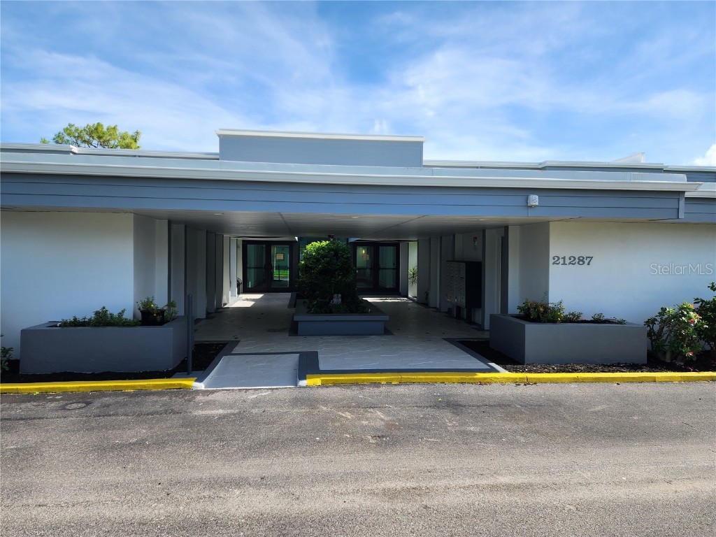 21287 Gertrude Avenue #213 Port Charlotte FL 33952 C7495956 image1