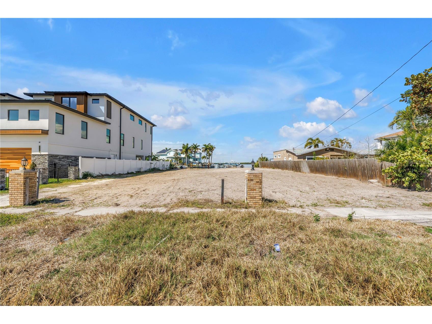2129 Bayou Grande Boulevard NE Saint Petersburg FL 33703 TB8480550 image2