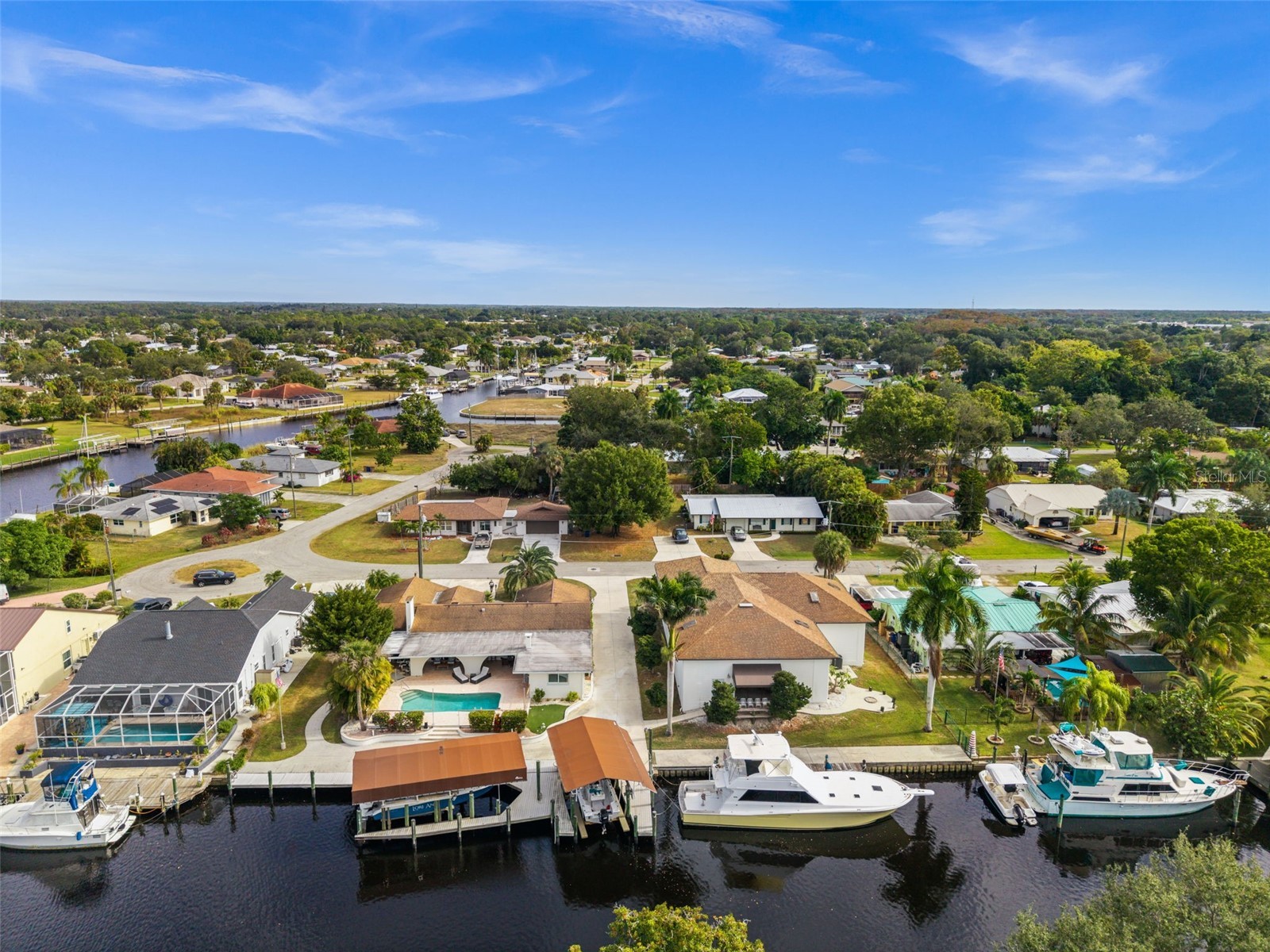 2129 W Tobago Circle Fort Myers FL 33905 TB8449573 image1