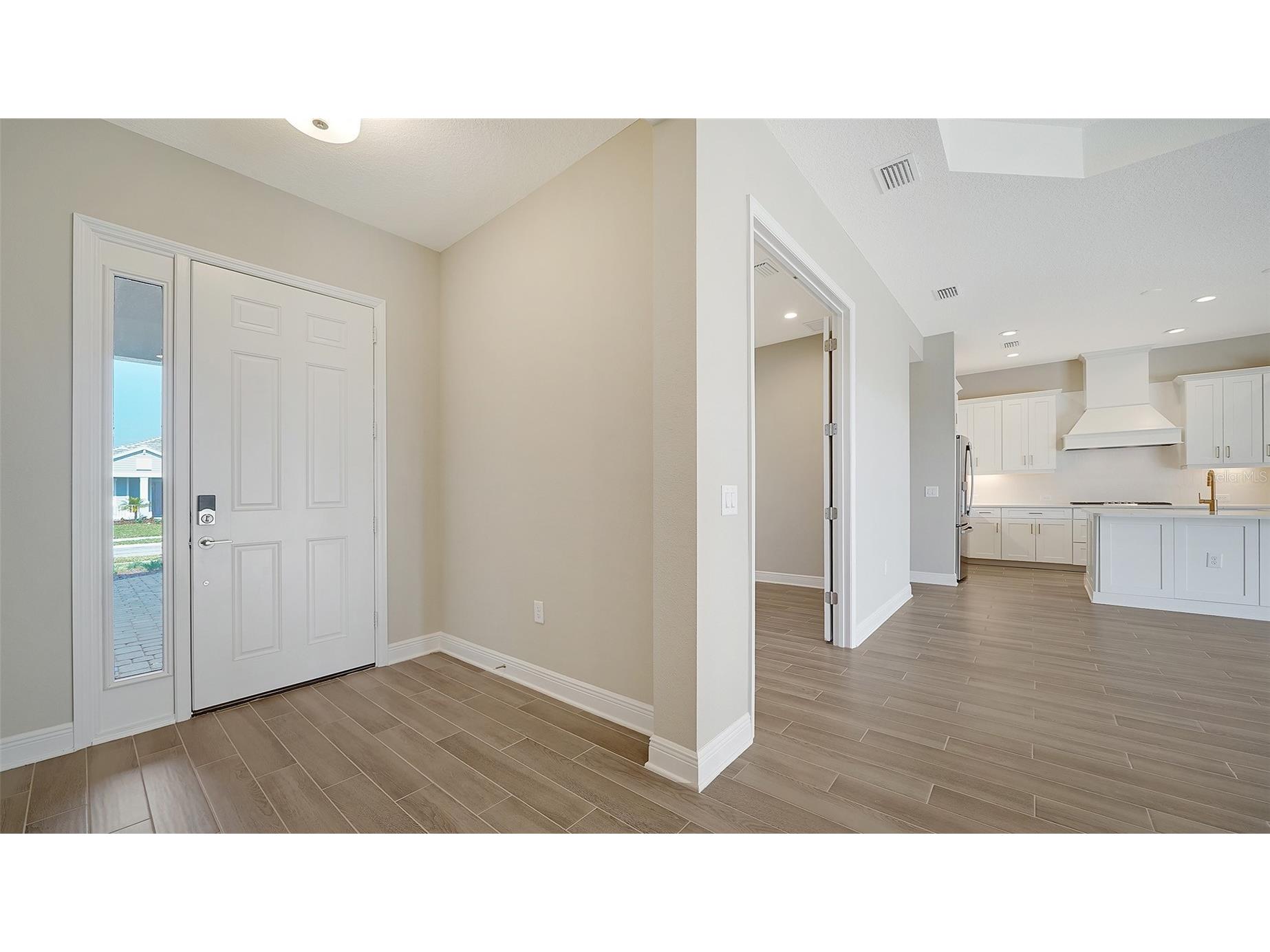 21297 Holmes Circle Venice FL 34293 A4677172 image10