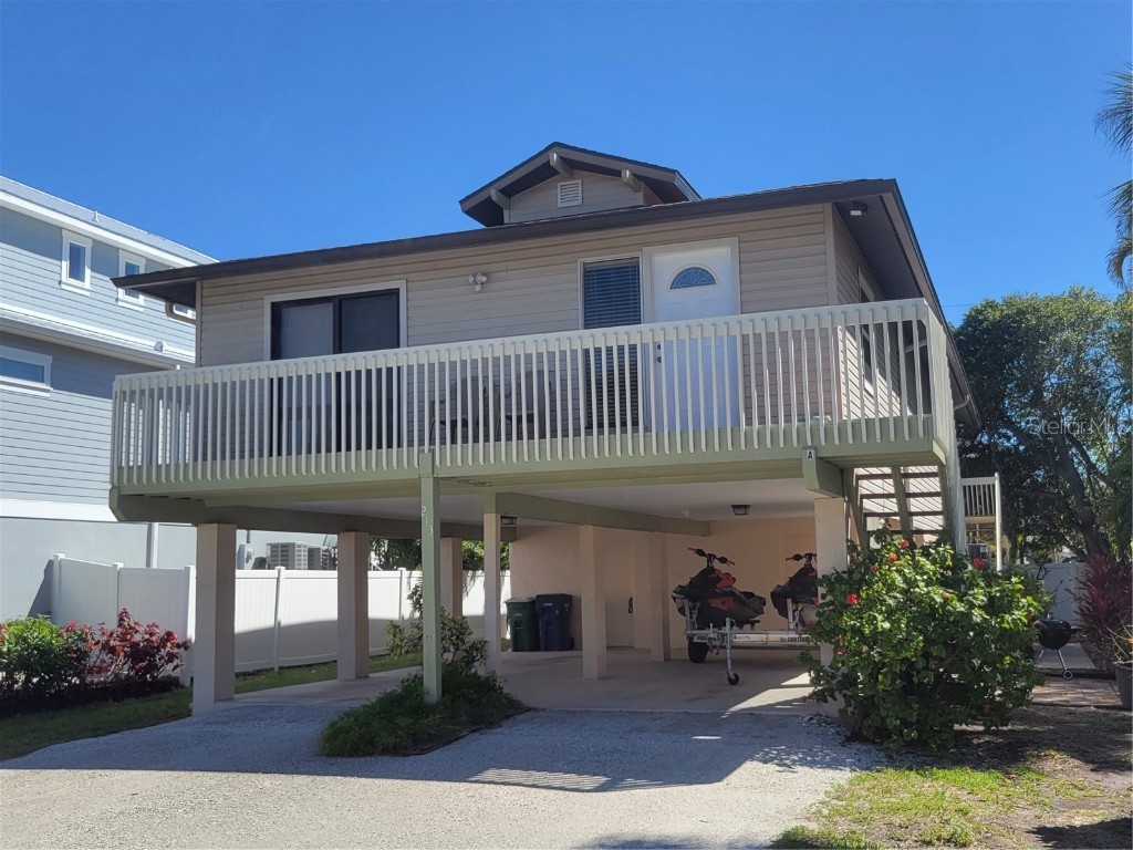 213 71st Street #B Holmes Beach FL 34217 A4600275 image1