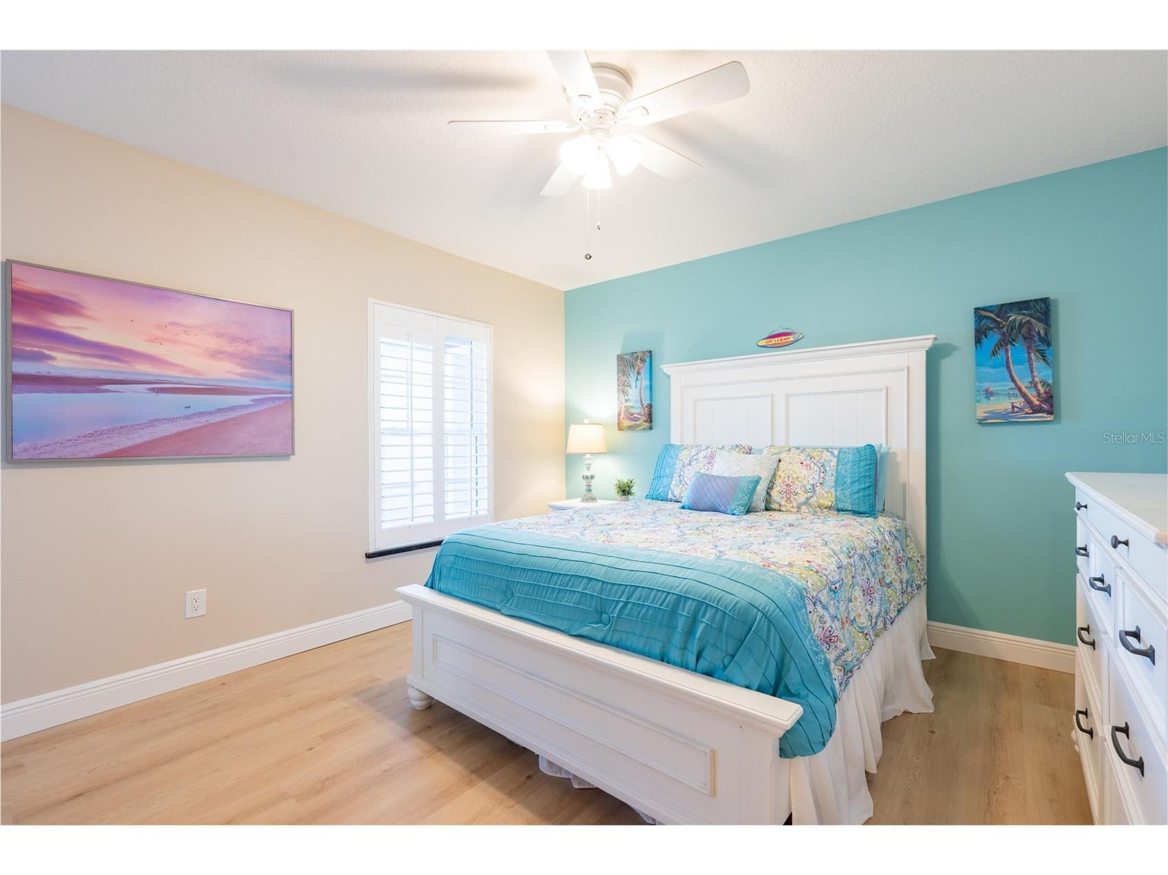 213 75th Street Holmes Beach FL 34217 A4673233 image16
