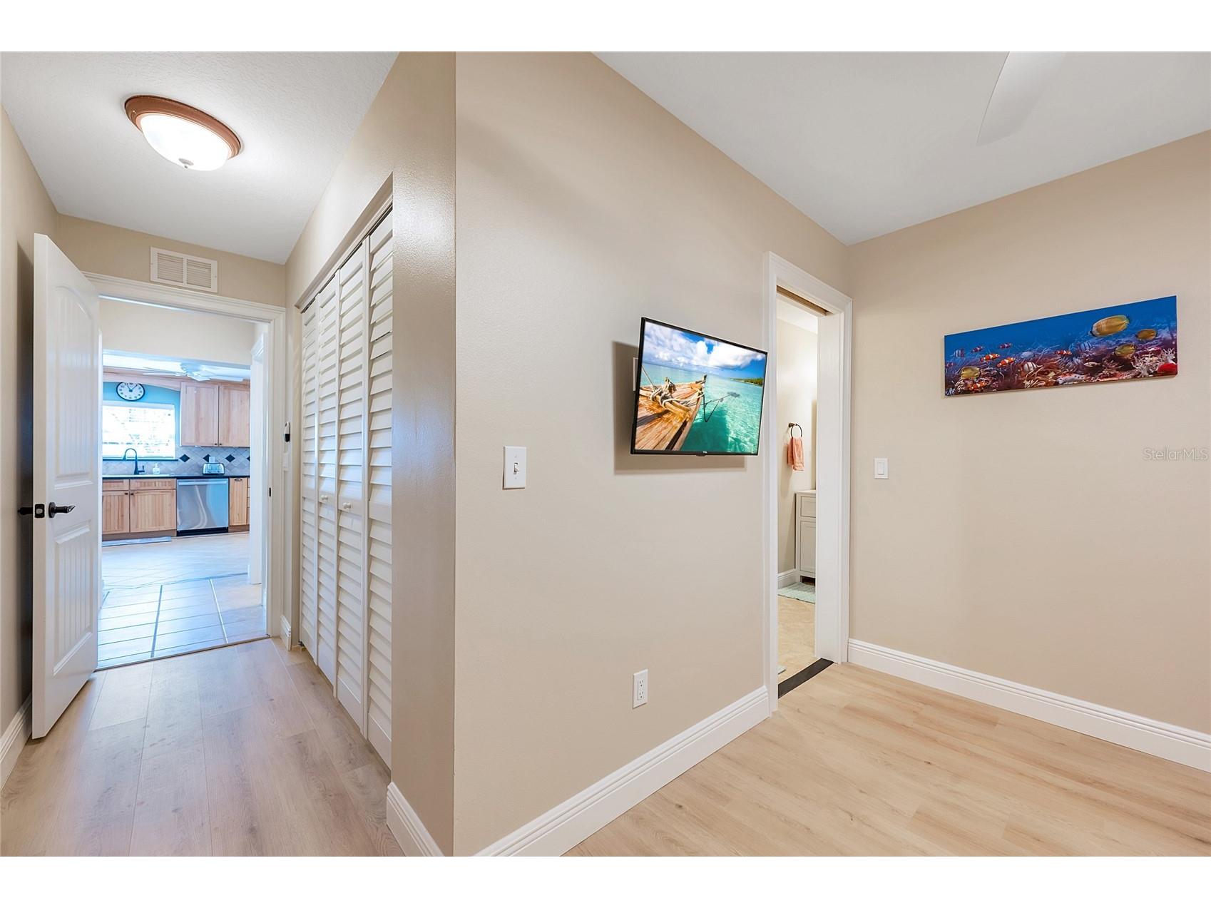 213 75th Street Holmes Beach FL 34217 A4673233 image19