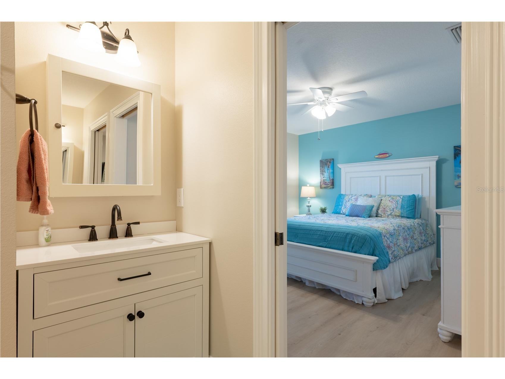 213 75th Street Holmes Beach FL 34217 A4673233 image31