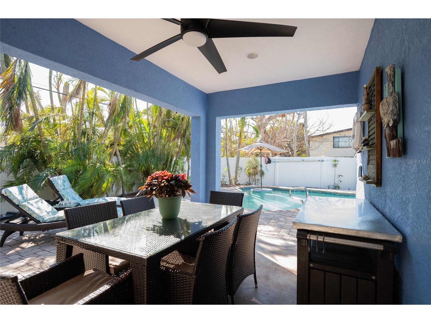 213 75th Street Holmes Beach FL 34217 A4673233 image37