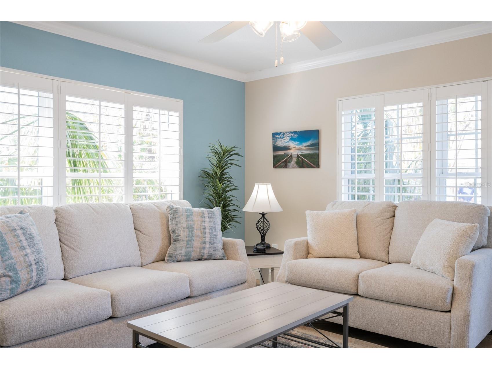 213 75th Street Holmes Beach FL 34217 A4673233 image4