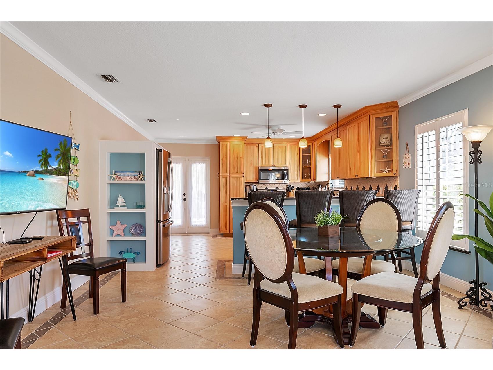 213 75th Street Holmes Beach FL 34217 A4673233 image7