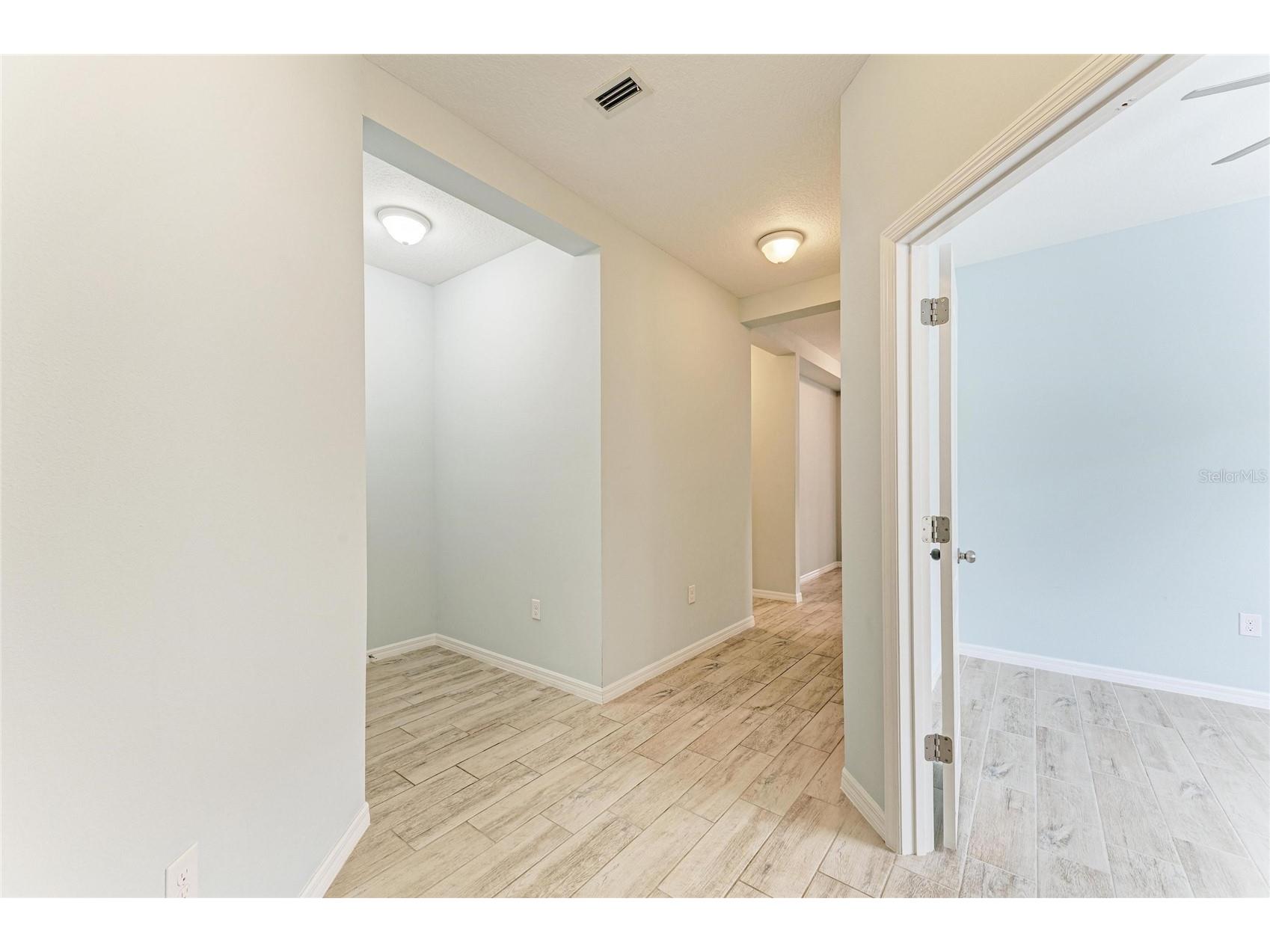 213 Alfero Way Nokomis FL 34275 A4693686 image11