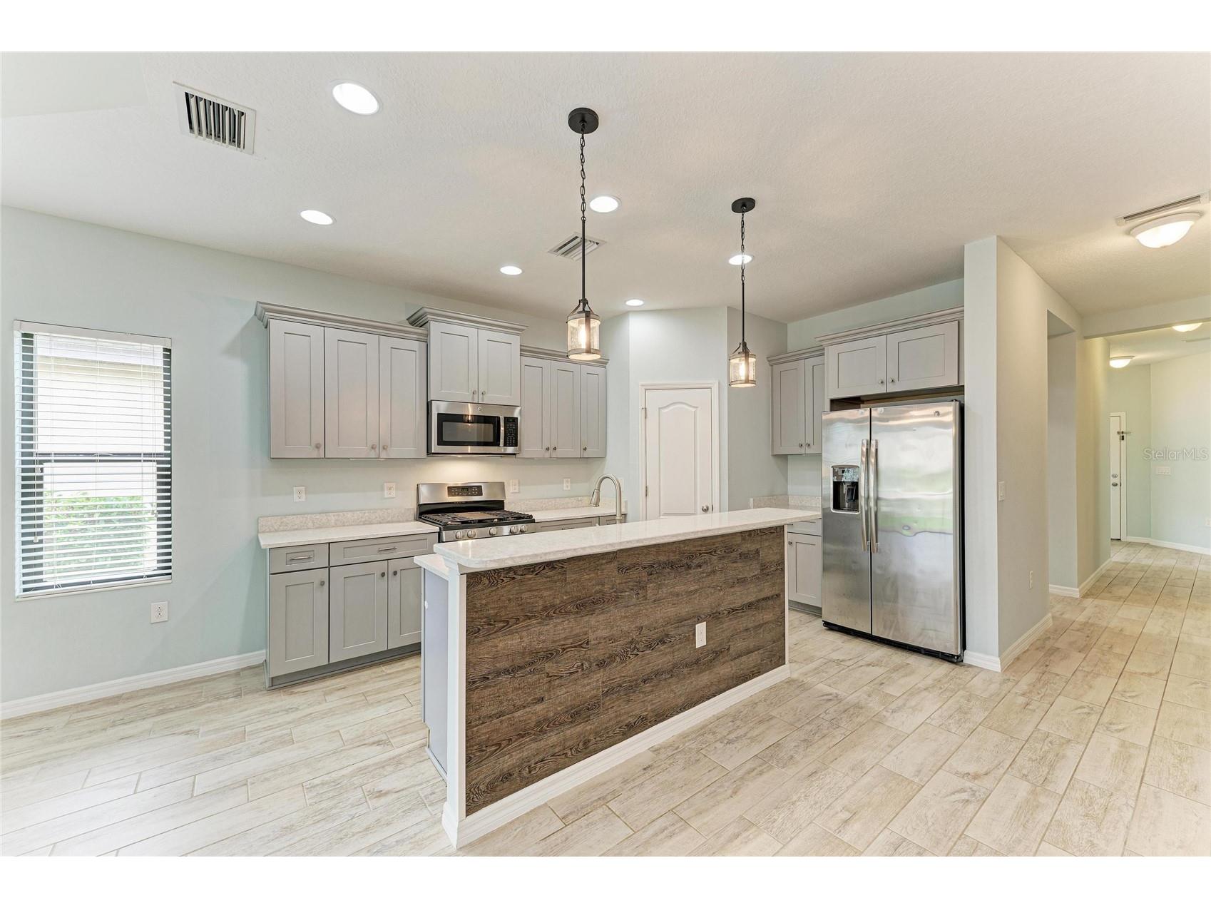 213 Alfero Way Nokomis FL 34275 A4693686 image15