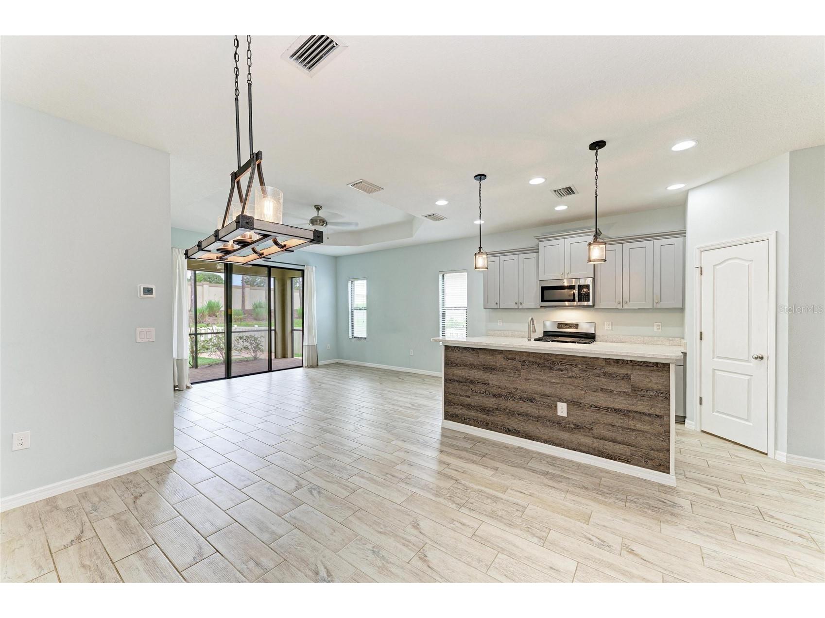 213 Alfero Way Nokomis FL 34275 A4693686 image24