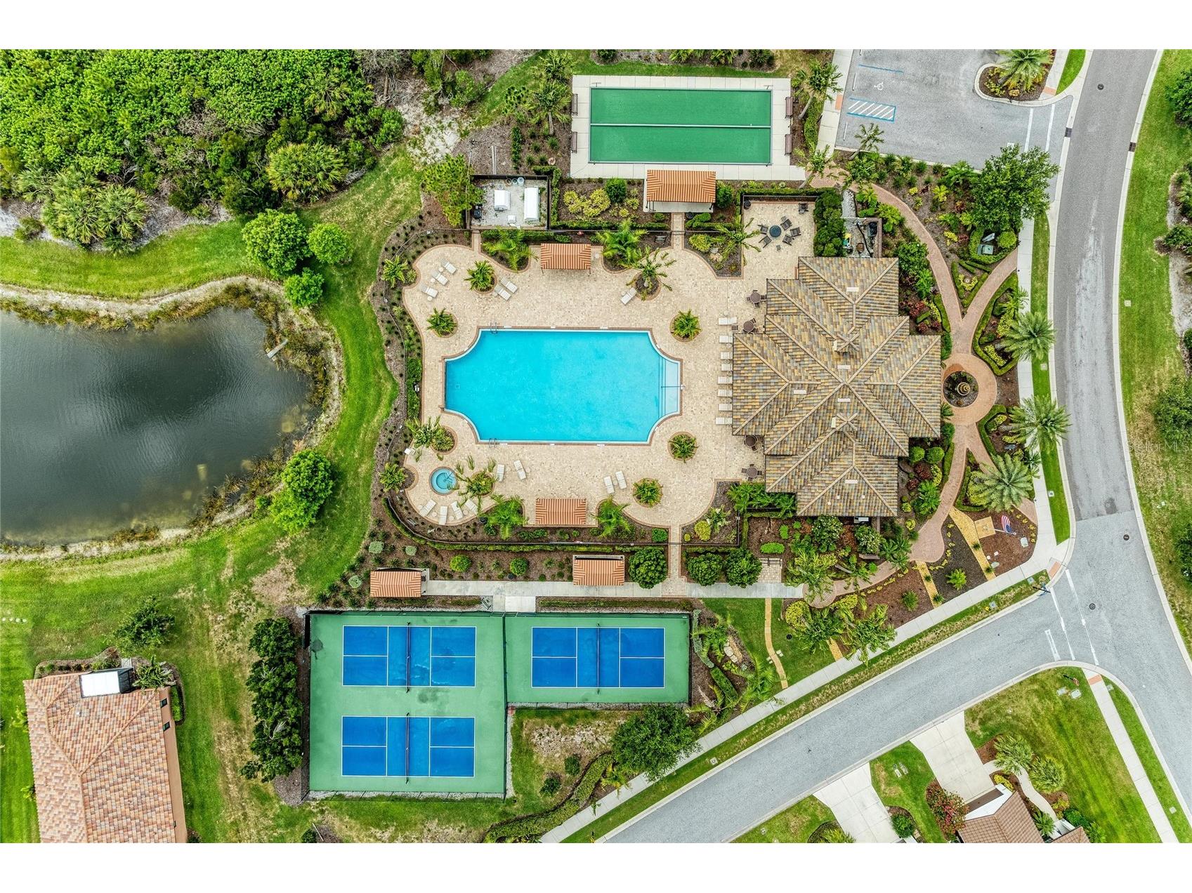 213 Alfero Way Nokomis FL 34275 A4693686 image63
