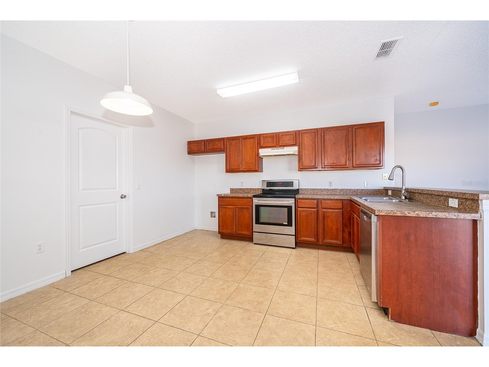 213 Big Black Drive Kissimmee FL 34759 S5142262 image11