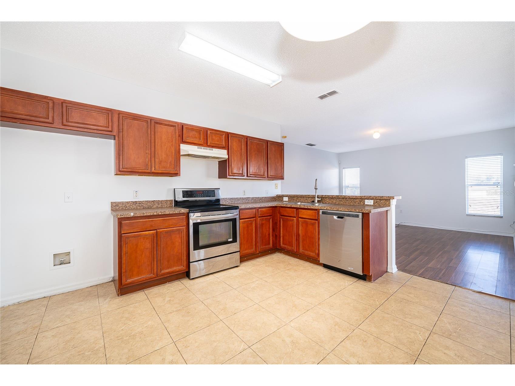 213 Big Black Drive Kissimmee FL 34759 S5142262 image12