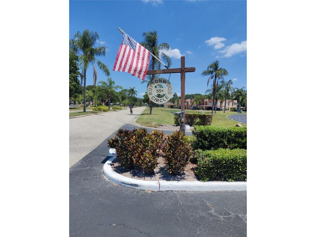 213 Buttonwood Circle #D Seminole FL 33777 U8199903 image1