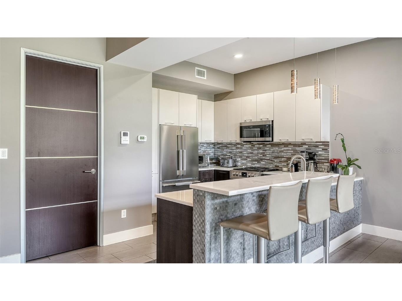 213 Cosmopolitan Court Sarasota FL 34236 A4663923 image20