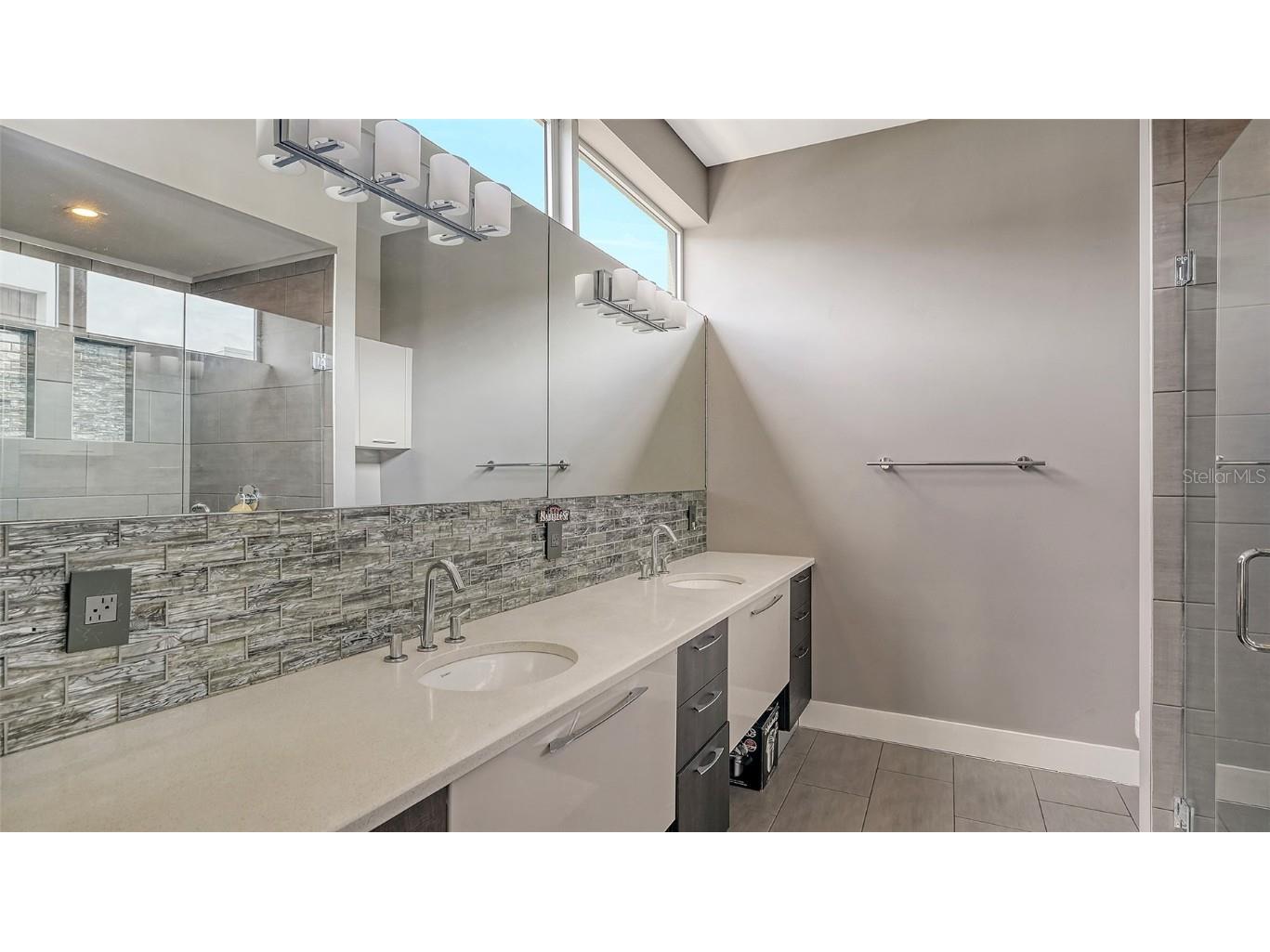 213 Cosmopolitan Court Sarasota FL 34236 A4663923 image35