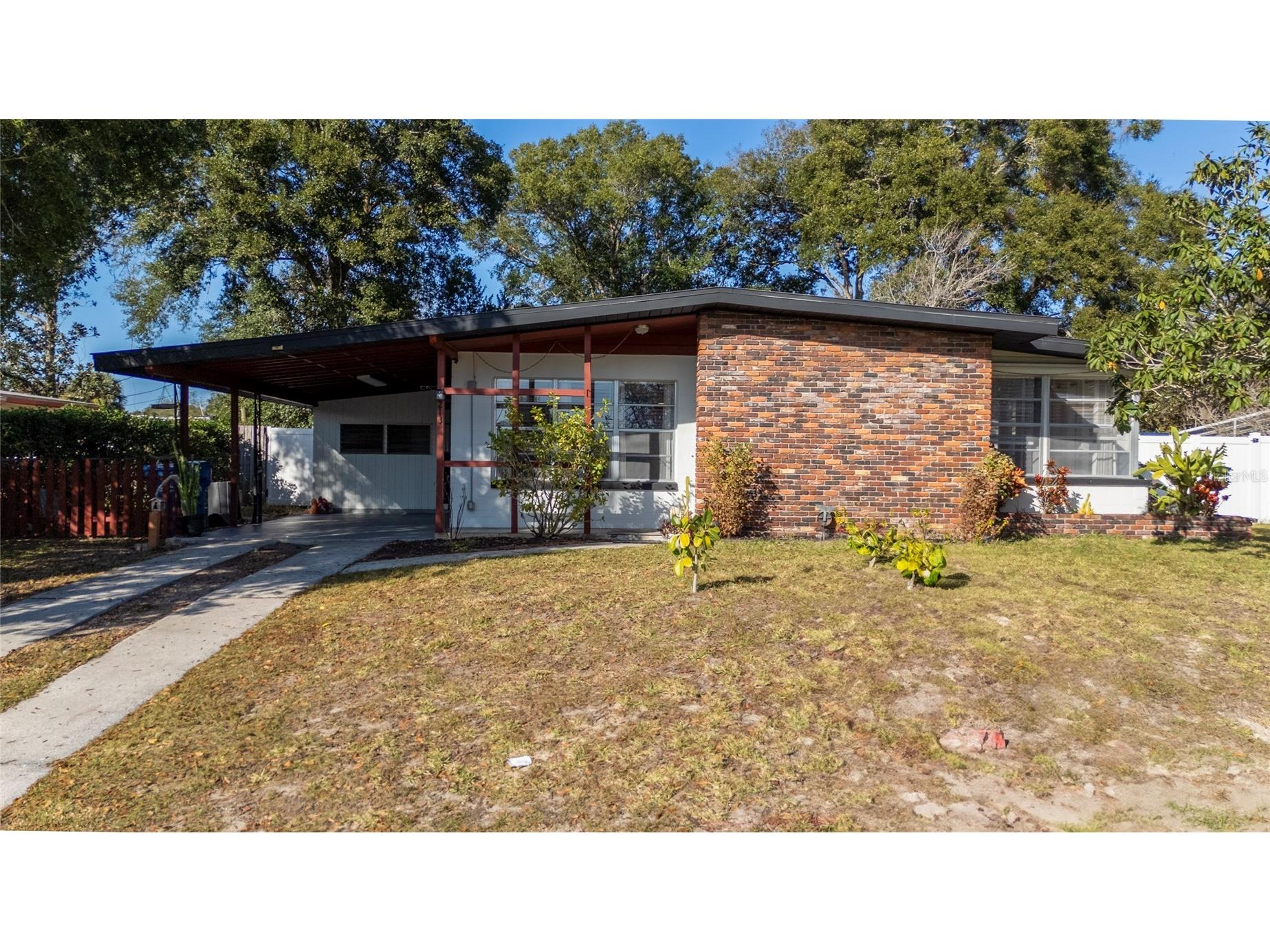 213 E Kentucky Avenue Deland FL 32724 S5140883 image1