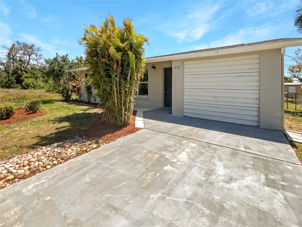 213 Granada Boulevard North Port FL 34287 O6200563 image1