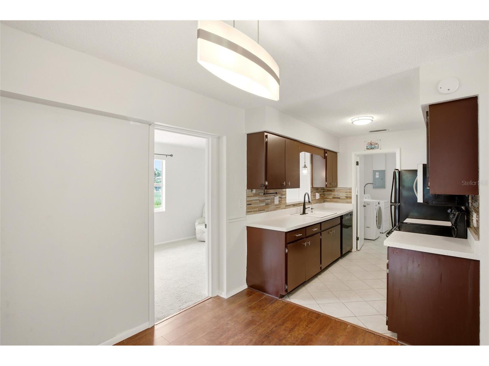 213 Granada Boulevard North Port FL 34287 C7526641 image8