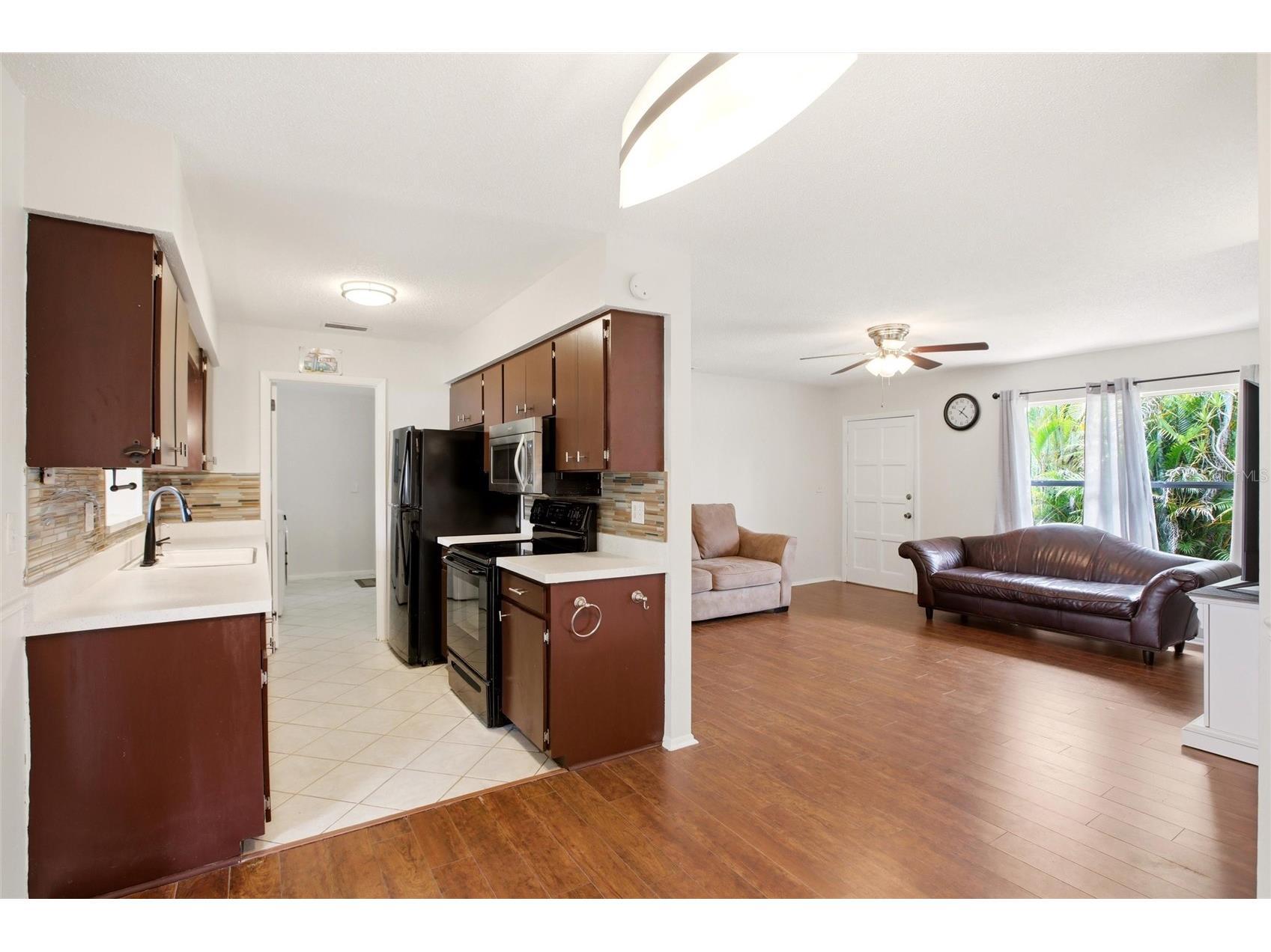 213 Granada Boulevard North Port FL 34287 C7526641 image9