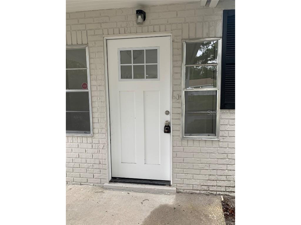 213 Grande Vista Street Debary FL 32713 V4933841 image1