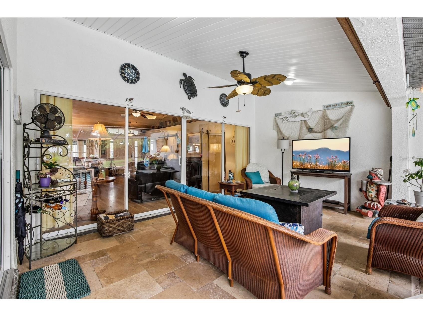 213 N Brockfield Drive Sun City Center FL 33573 TB8507368 image44