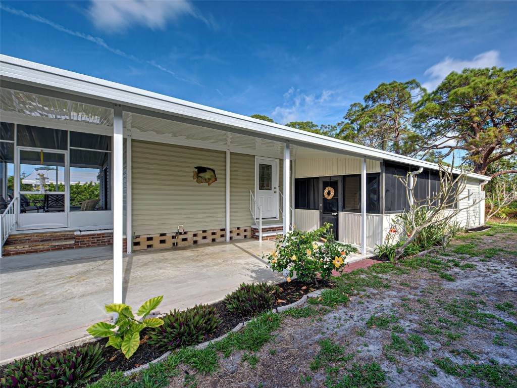 213 N Fiji Circle Englewood FL 34223 D6141911 image3